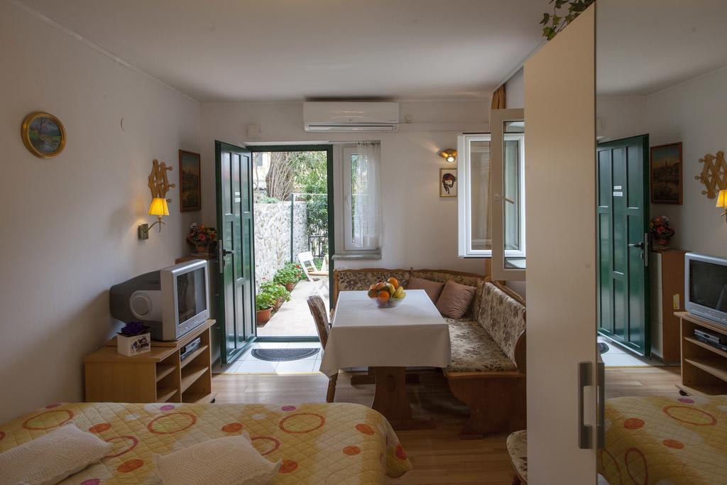 Apartments Leo Сплит Екстериор снимка