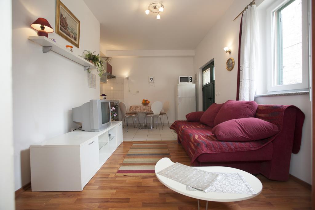 Apartments Leo Сплит Екстериор снимка