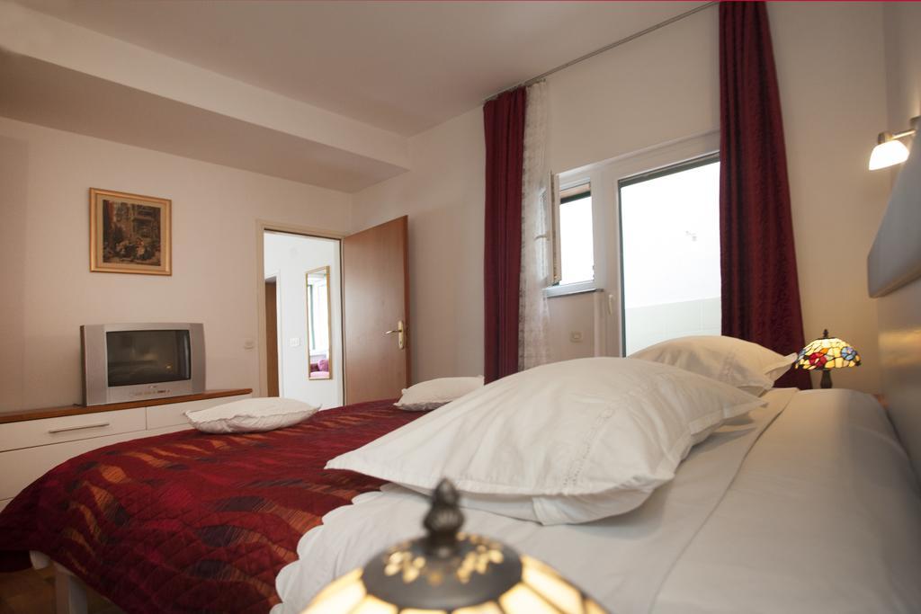 Apartments Leo Сплит Екстериор снимка